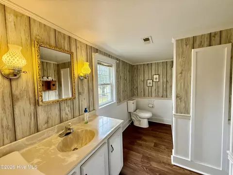 Bath - 4549 Loop Rd, Scranton, NC 27875 photo 3 of 3