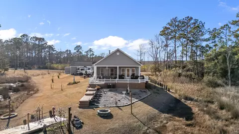 206 Dawson Creek Rd, Arapahoe, NC 28510