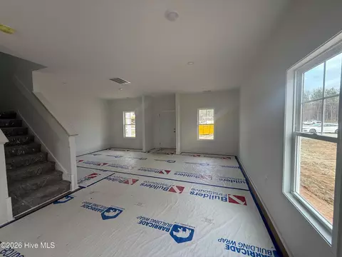 Living - 505 Bartley St, Vass, NC 28394 photo 2 of 2