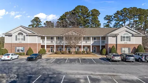 2420 King Richard Ct #H, Greenville, NC 27858