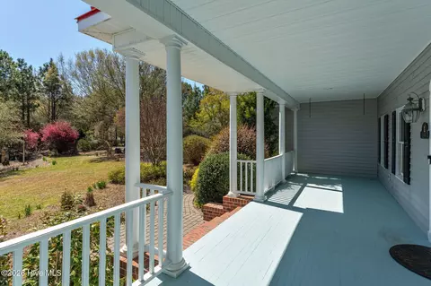 Exterior - 2689 Sloop Point Loop Rd, Hampstead, NC 28443 photo 43 of 44