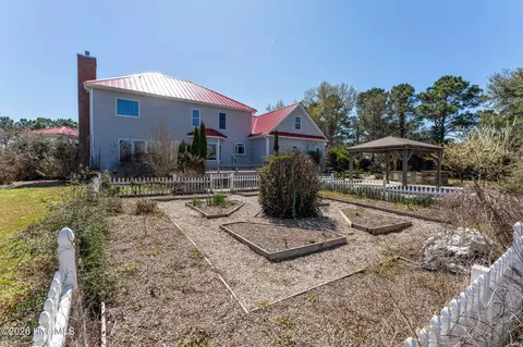 Exterior - 2689 Sloop Point Loop Rd, Hampstead, NC 28443 photo 29 of 44