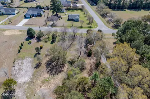 View/Area - 2689 Sloop Point Loop Rd, Hampstead, NC 28443 photo 11 of 15