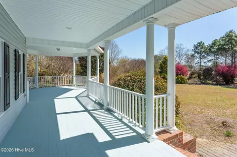 Exterior - 2689 Sloop Point Loop Rd, Hampstead, NC 28443 photo 6 of 44