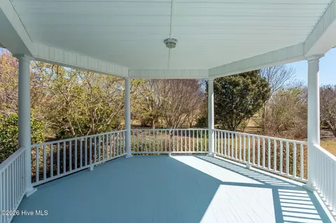 Exterior - 2689 Sloop Point Loop Rd, Hampstead, NC 28443 photo 7 of 44