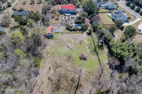 View/Area - 2689 Sloop Point Loop Rd, Hampstead, NC 28443 photo 1 of 15