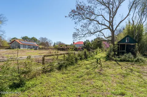 Exterior - 2689 Sloop Point Loop Rd, Hampstead, NC 28443 photo 25 of 44