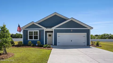 31 Ashworth Dr, Tabor City, NC 28463