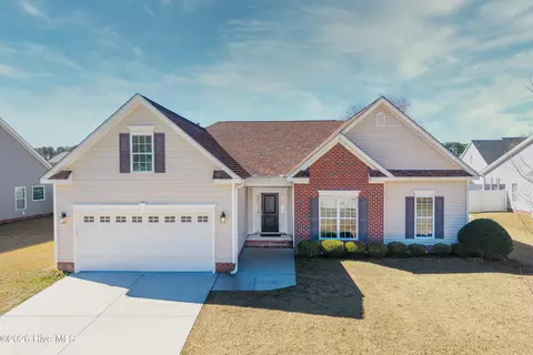 304 Palisades Way, New Bern, NC 28560