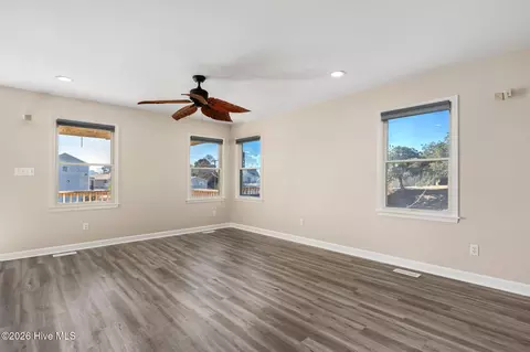 Living - 416 Colington Dr, Kill Devil Hills, NC 27948 photo 6 of 6