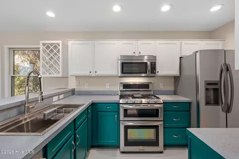 Kitchen - 416 Colington Dr, Kill Devil Hills, NC 27948 photo 3 of 4