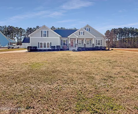 222 Baxter Ln, Moyock, NC 27958
