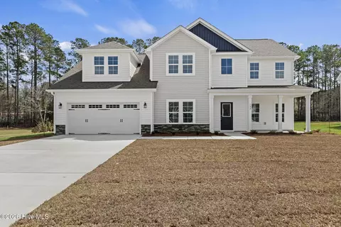 122 Rolling Water Ln, Peletier, NC 28584