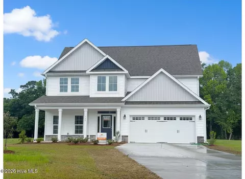 143 Cripple Creek Dr, Peletier, NC 28584