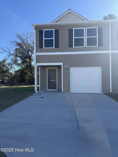2433 B Brookville Dr, Greenville, NC 27834