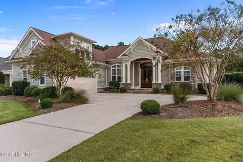 5090 Stoney Point Dr, Leland, NC 28451