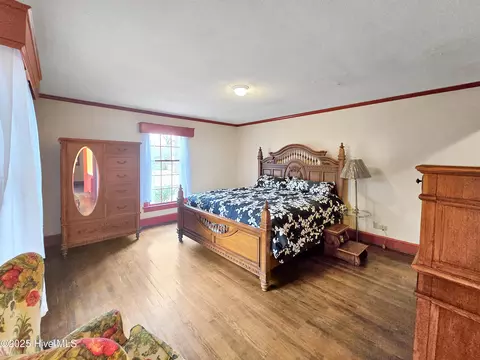 Bedroom - 203 Crescent Dr, Windsor, NC 27983 photo 1 of 3