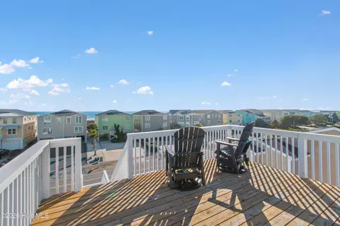 Exterior - 1707 E Main St, Sunset Beach, NC 28468 photo 4 of 5