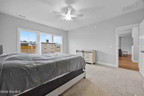 Bedroom - 59 W Barlowe West Ave, Hampstead, NC 28443 photo 6 of 7