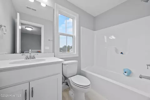 Bath - 59 W Barlowe West Ave, Hampstead, NC 28443 photo 4 of 4