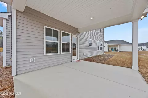 Exterior - 59 W Barlowe West Ave, Hampstead, NC 28443 photo 4 of 9