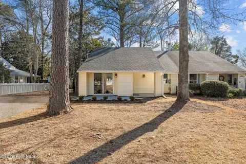 1014 Kings Way # B, New Bern, NC 28562