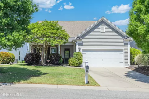 5214 Flank Ct, Southport, NC 28461