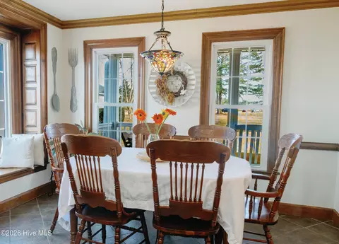 Dining - 124 Catnip Point Rd, Bath, NC 27808 photo 6 of 9