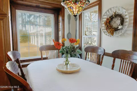 Dining - 124 Catnip Point Rd, Bath, NC 27808 photo 4 of 9