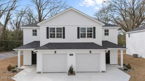 4365 W Pine St #B, Farmville, NC 27828
