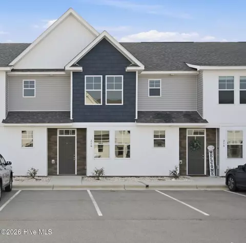 216 Sandy Cove Ln, Sneads Ferry, NC 28460