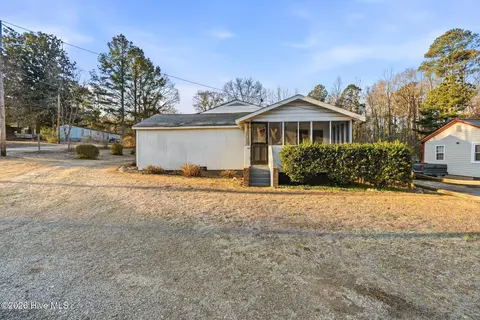 114 Forrest St, Rockingham, NC 28379