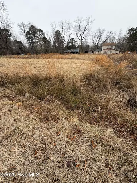 202 S Main St, Speed, NC 27881