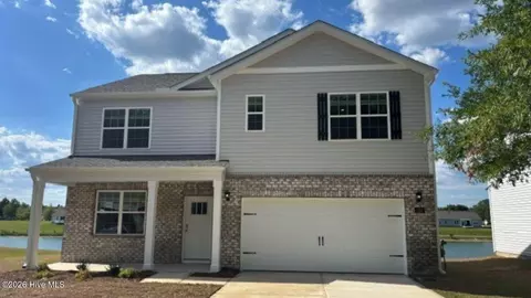 239 Lake Tyler Dr, New Bern, NC 28560