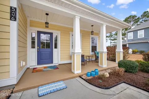 Exterior - 506 Montgomery Loop, Hampstead, NC 28443 photo 2 of 5