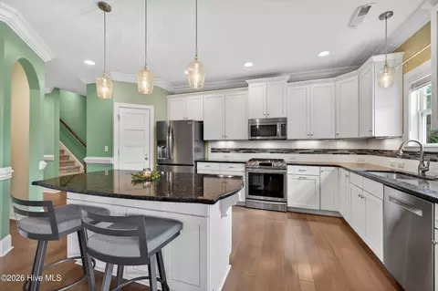 Kitchen - 506 Montgomery Loop, Hampstead, NC 28443 photo 1 of 3