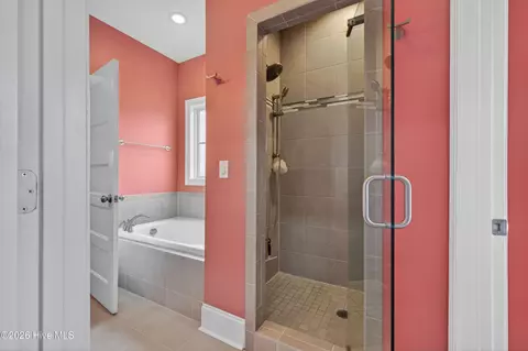 Bath - 506 Montgomery Loop, Hampstead, NC 28443 photo 3 of 5