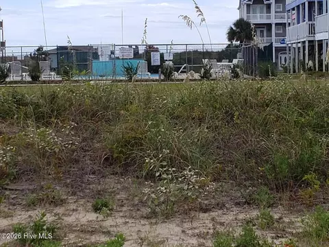1056 Tide Ridge Dr, Holden Beach, NC 28462