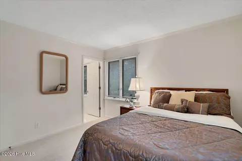 Bedroom - 32 Bogie Dr, Whispering Pines, NC 28327 photo 4 of 6
