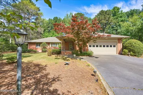 32 Bogie Dr, Whispering Pines, NC 28327