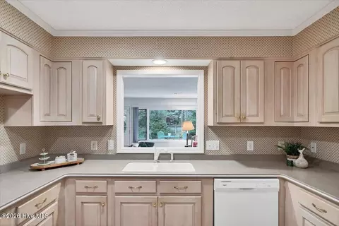 Kitchen - 32 Bogie Dr, Whispering Pines, NC 28327 photo 3 of 6