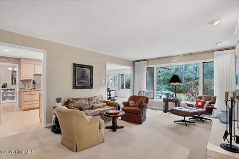 Living - 32 Bogie Dr, Whispering Pines, NC 28327 photo 1 of 2