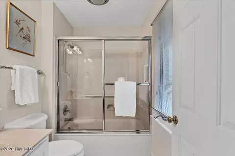 Bath - 32 Bogie Dr, Whispering Pines, NC 28327 photo 9 of 10