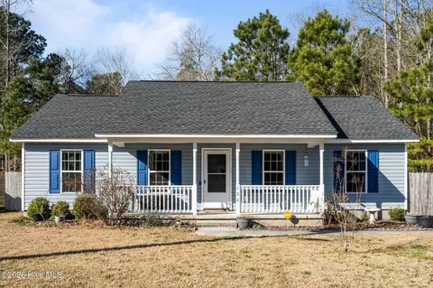 100 Joshua Aaron Trl, Richlands, NC 28574