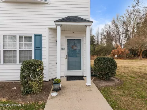 3975 Sterling Pointe Dr #DDD9, Winterville, NC 28590