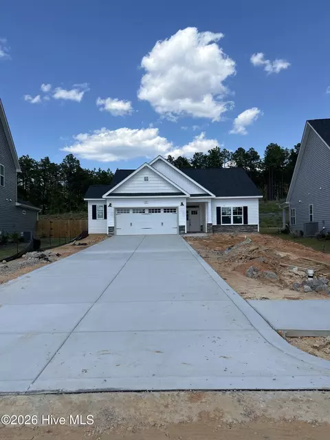 237 Rough Ridge Trl #18, Aberdeen, NC 28315