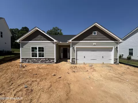 286 Rough Ridge Trl #31, Aberdeen, NC 28315