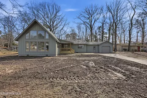 1804 Edgewood Dr, Elizabeth City, NC 27909