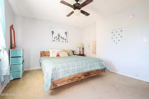Bedroom - 104 Crown Point Rd, Hubert, NC 28539 photo 4 of 7
