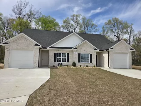 2004 Dartford Dr #A, Greenville, NC 27834